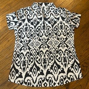 Ibkul short sleeved 3/4 zip mock neck shirt golf tennis size M